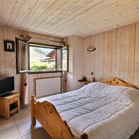 Apartment With 2 Bedrooms In Morzine, With Wonderful Mountain View, Te *